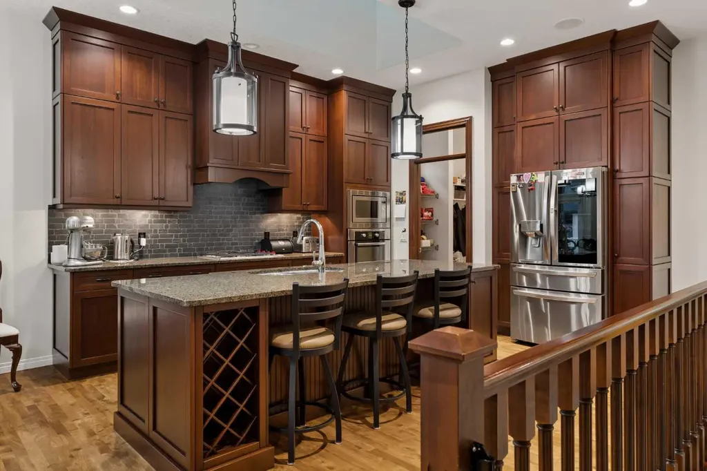 229 Elgin Estates Park SE Calgary AB T2Z 0N7