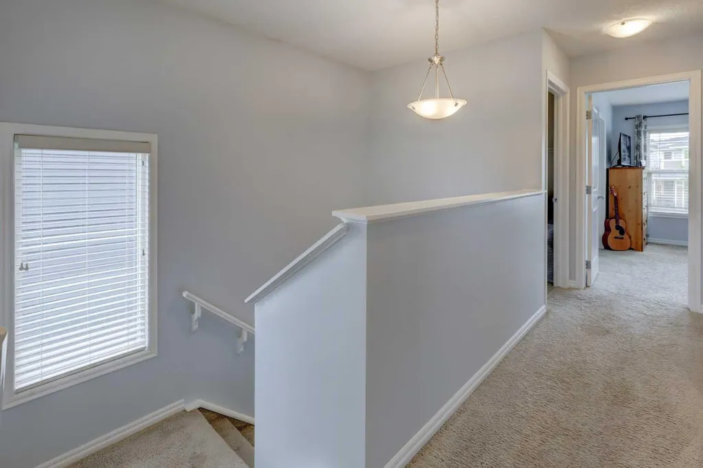 66 Heritage Boulevard Cochrane AB T4C 2M1