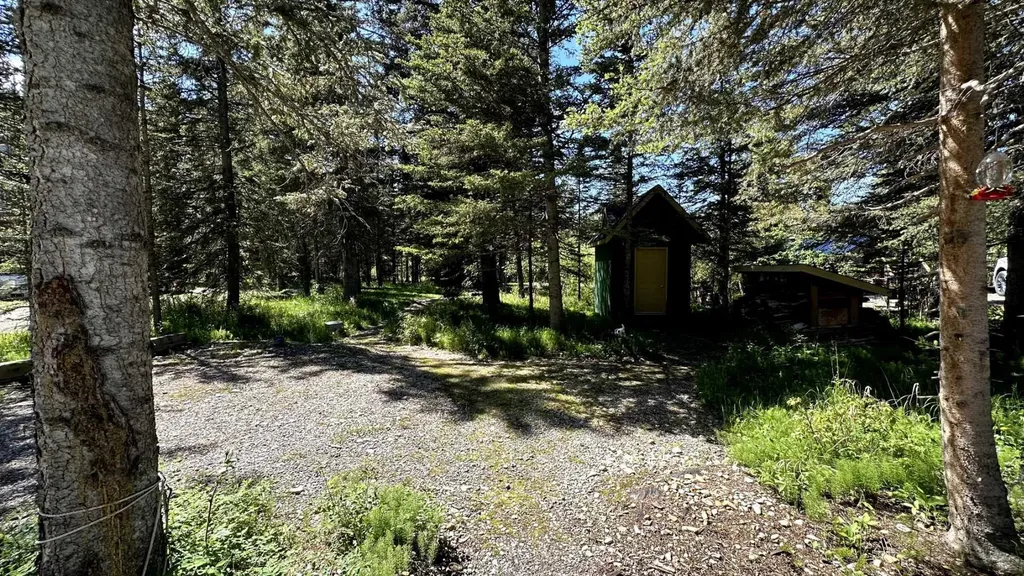 5227 Township Road 320 Rural Mountain View County AB T0M1X0