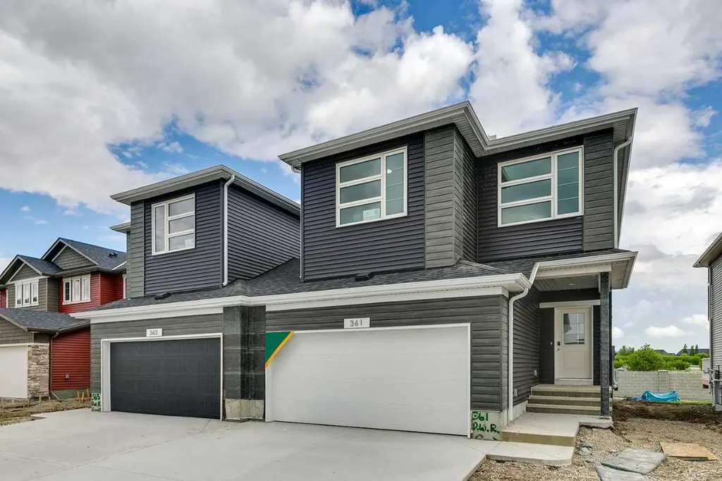 361 Dawson Wharf Road Chestermere AB T1X2W3