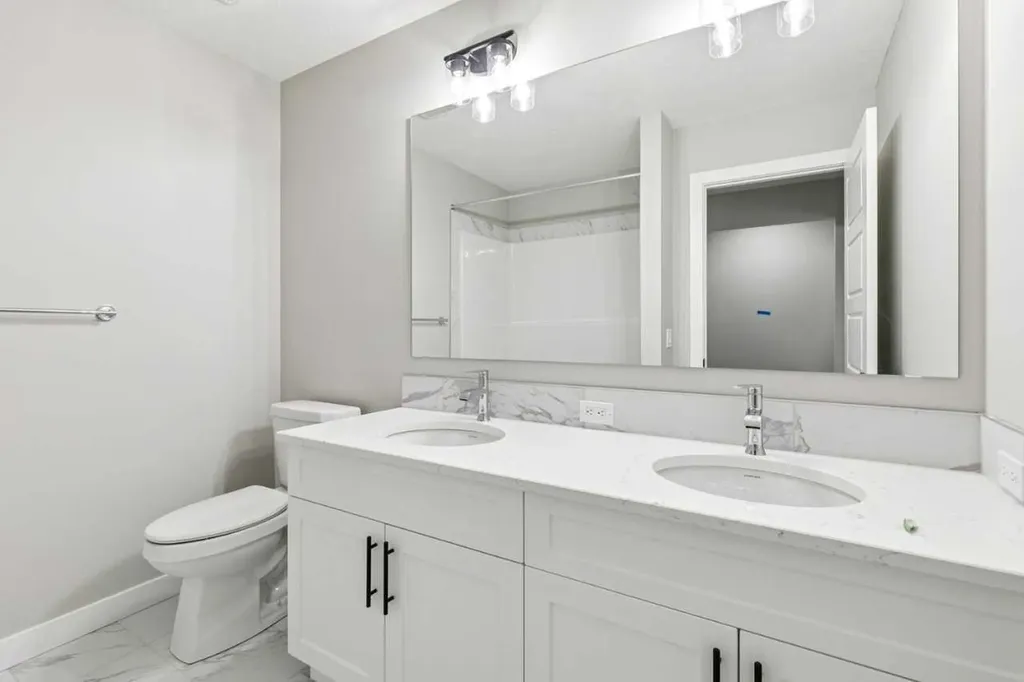 361 Dawson Wharf Road Chestermere AB T1X2W3