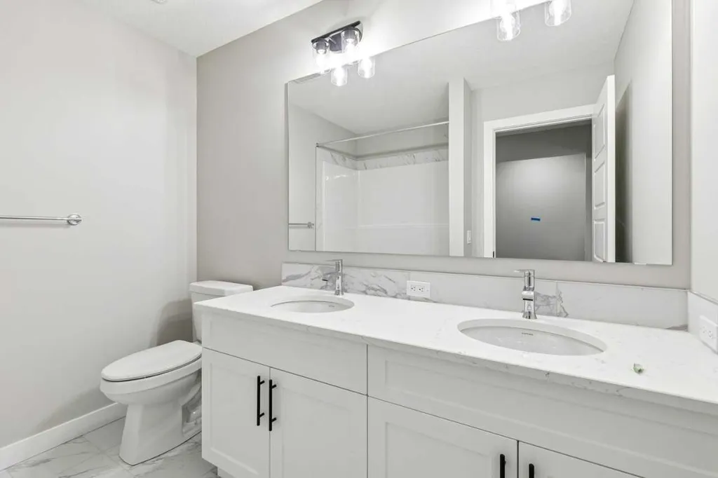 361 Dawson Wharf Road Chestermere AB T1X2W3