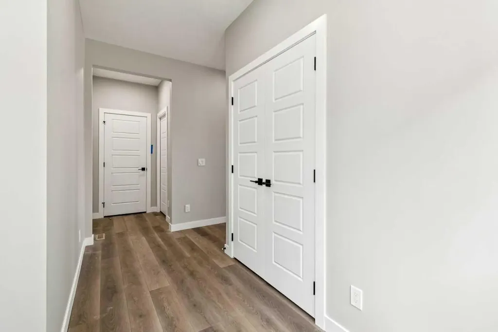 361 Dawson Wharf Road Chestermere AB T1X2W3