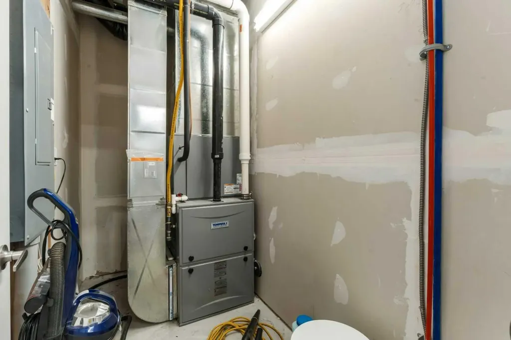 25 Beju Industrial Drive Sylvan Lake AB T4S 0K9