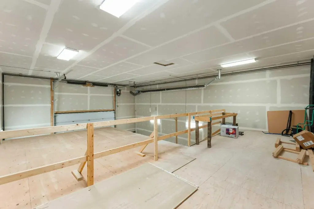 25 Beju Industrial Drive Sylvan Lake AB T4S 0K9