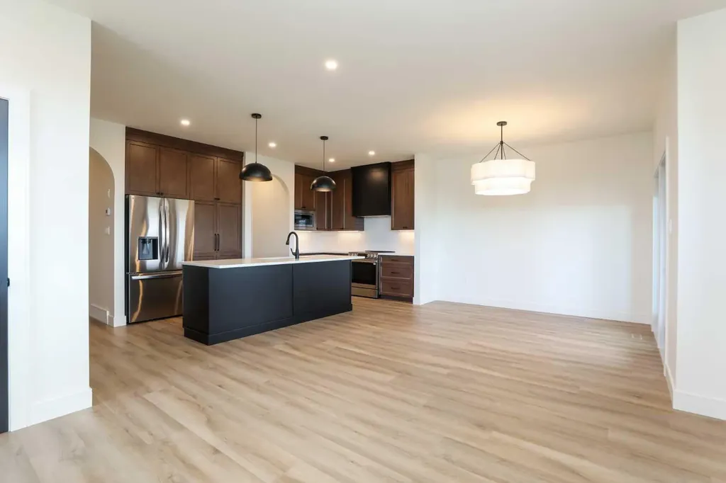 570 Malahat Green W Lethbridge AB T1J5H1
