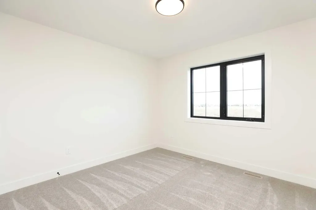 570 Malahat Green W Lethbridge AB T1J5H1