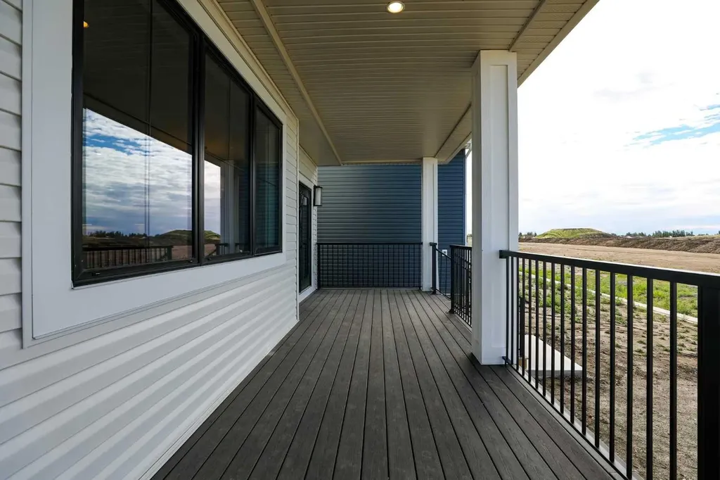 570 Malahat Green W Lethbridge AB T1J5H1