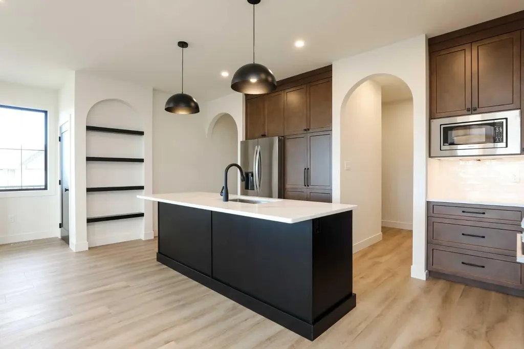 570 Malahat Green W Lethbridge AB T1J5H1