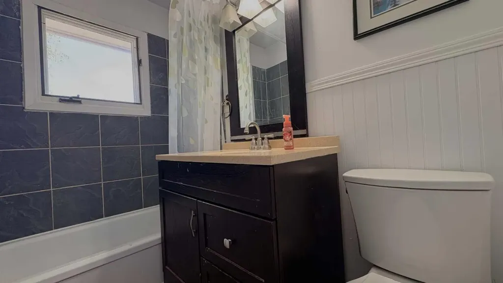 922 5 Avenue Wainwright AB T9W 1C7