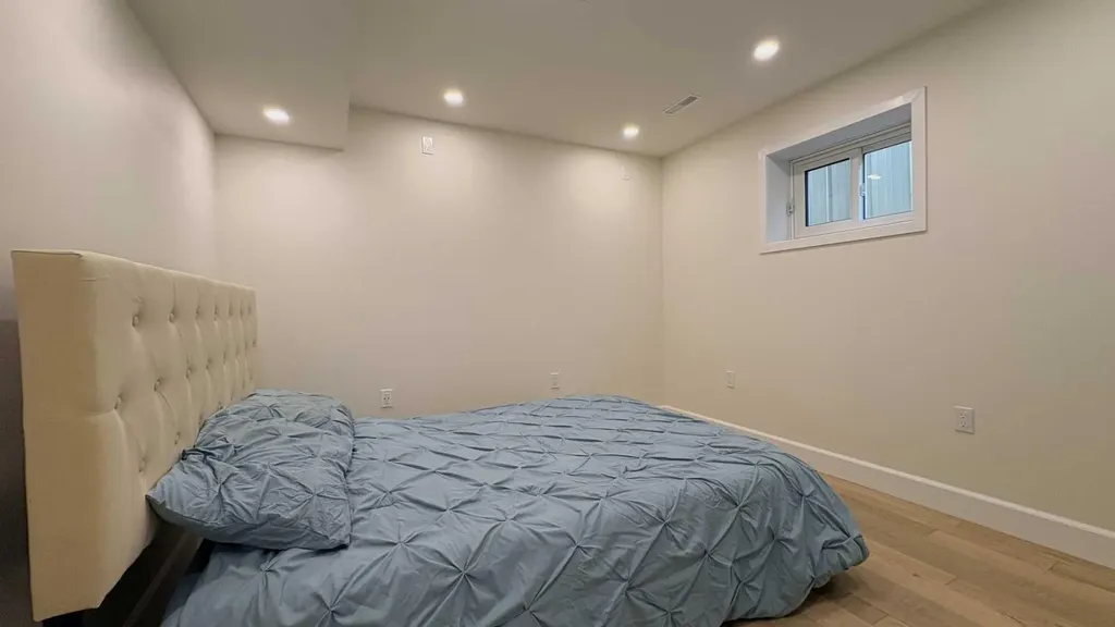 922 5 Avenue Wainwright AB T9W 1C7