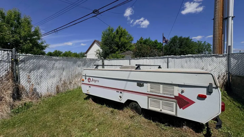 922 5 Avenue Wainwright AB T9W 1C7