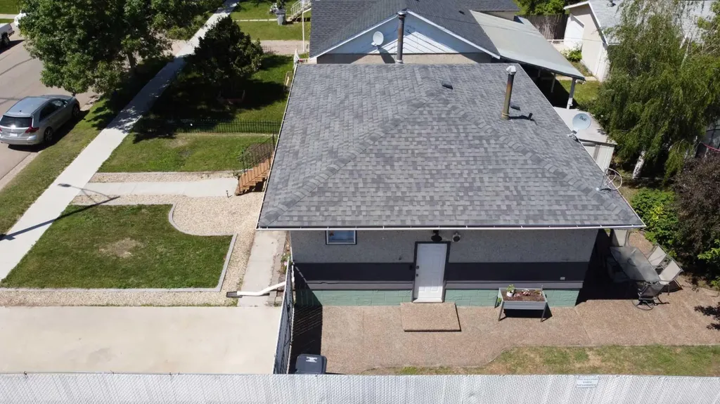 922 5 Avenue Wainwright AB T9W 1C7