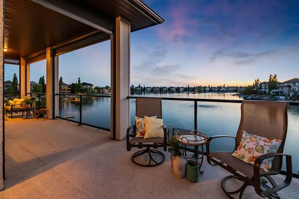 4 Crystal Shores Landing Okotoks AB T1S 2C5