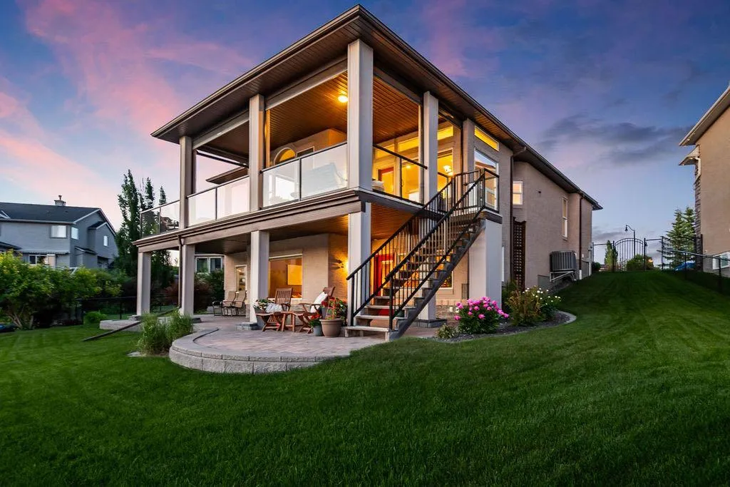 4 Crystal Shores Landing Okotoks AB T1S 2C5