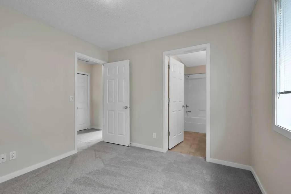 191 Cranberry Green SE Calgary AB T3M 1L3