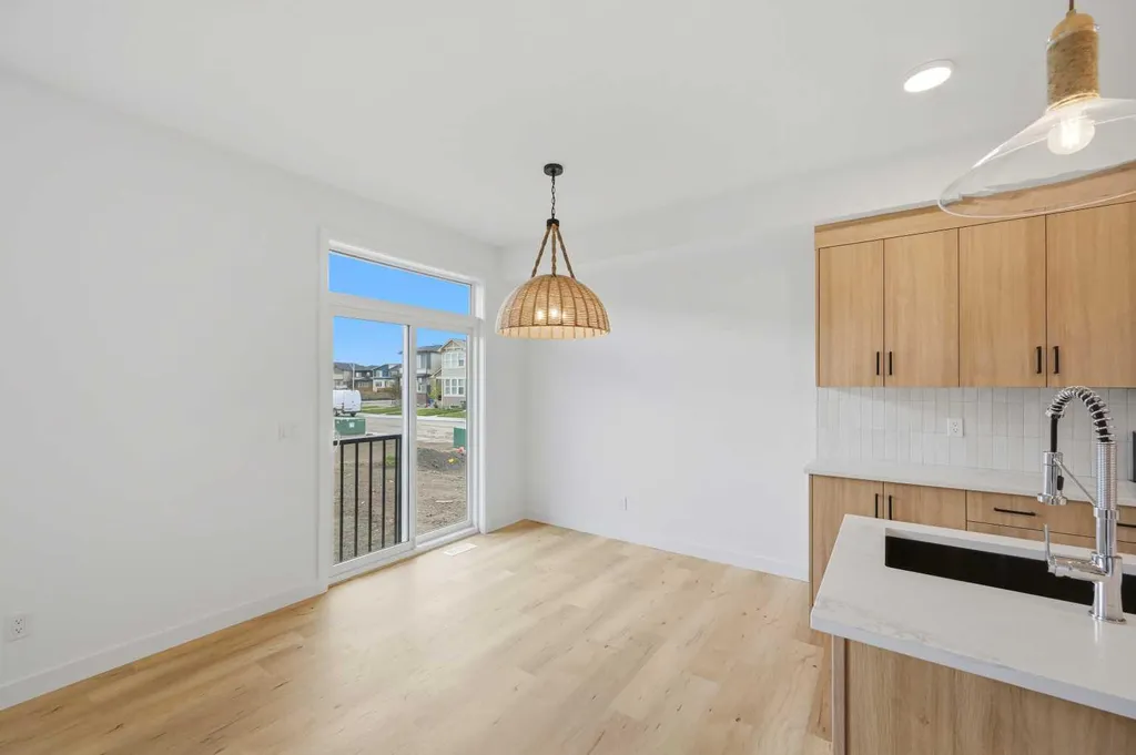 154 Belvedere Crescent SE Calgary AB T2A 7Y5