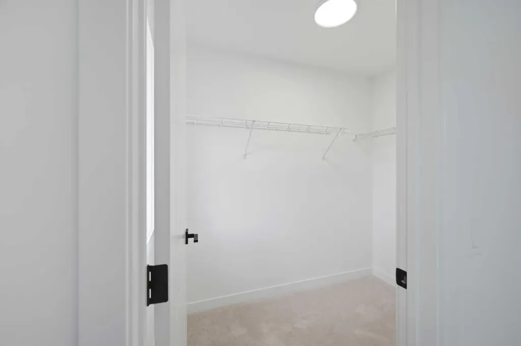 154 Belvedere Crescent SE Calgary AB T2A 7Y5