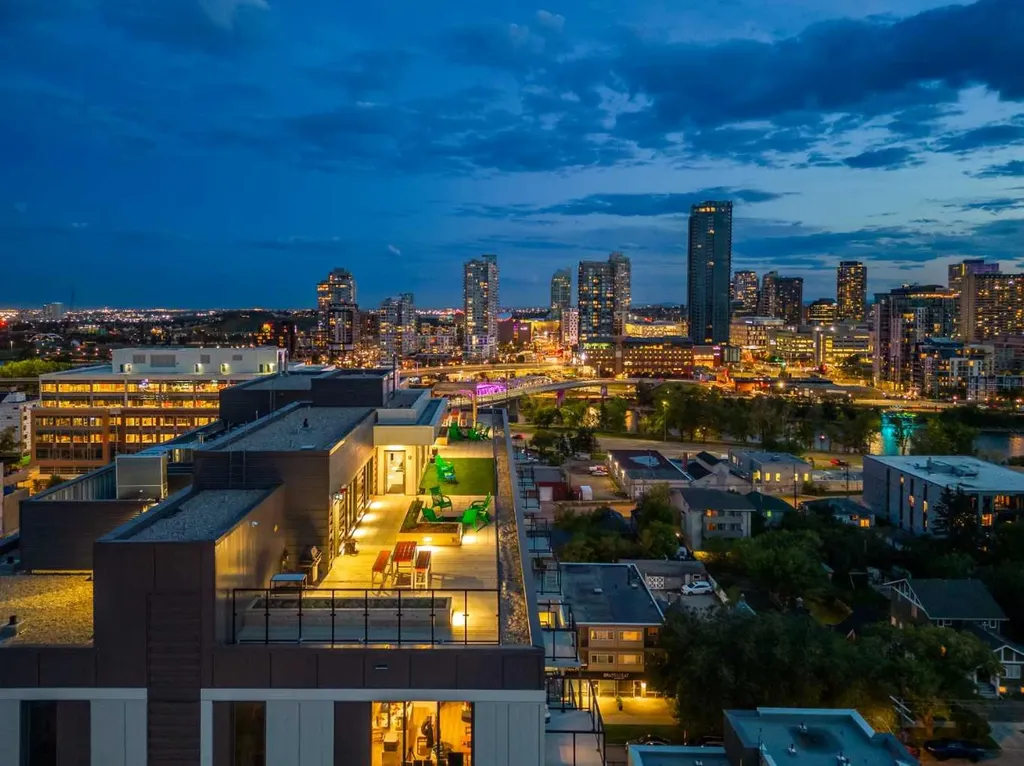 123 4 Street NE Calgary AB T2E 8K3