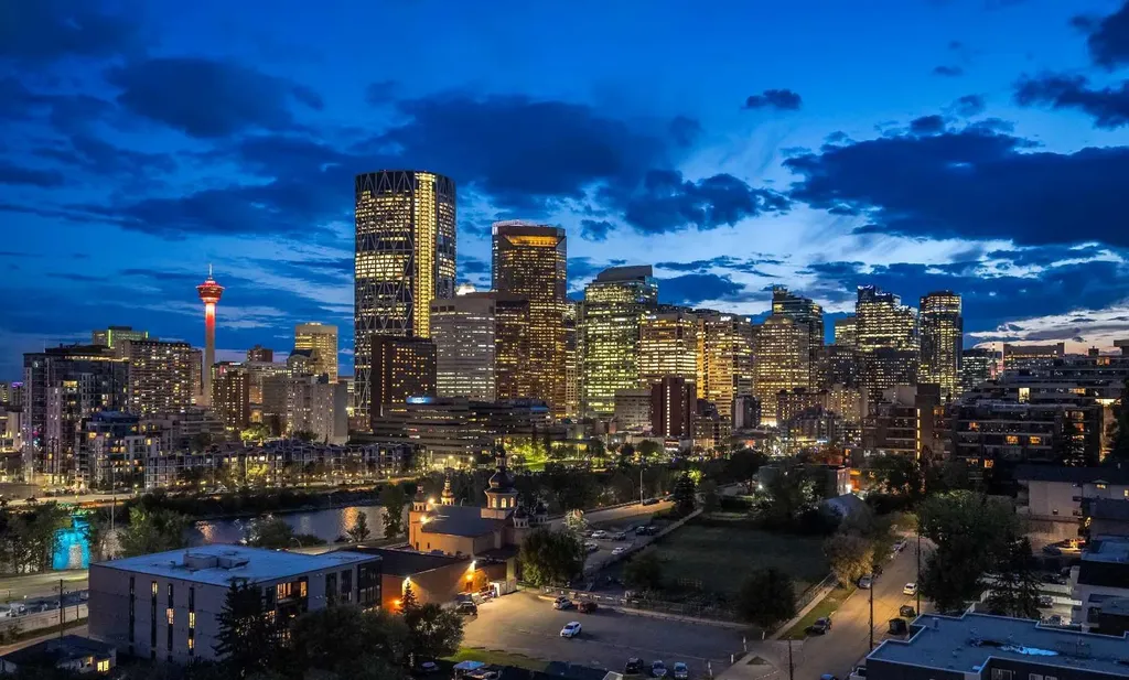 123 4 Street NE Calgary AB T2E 8K3