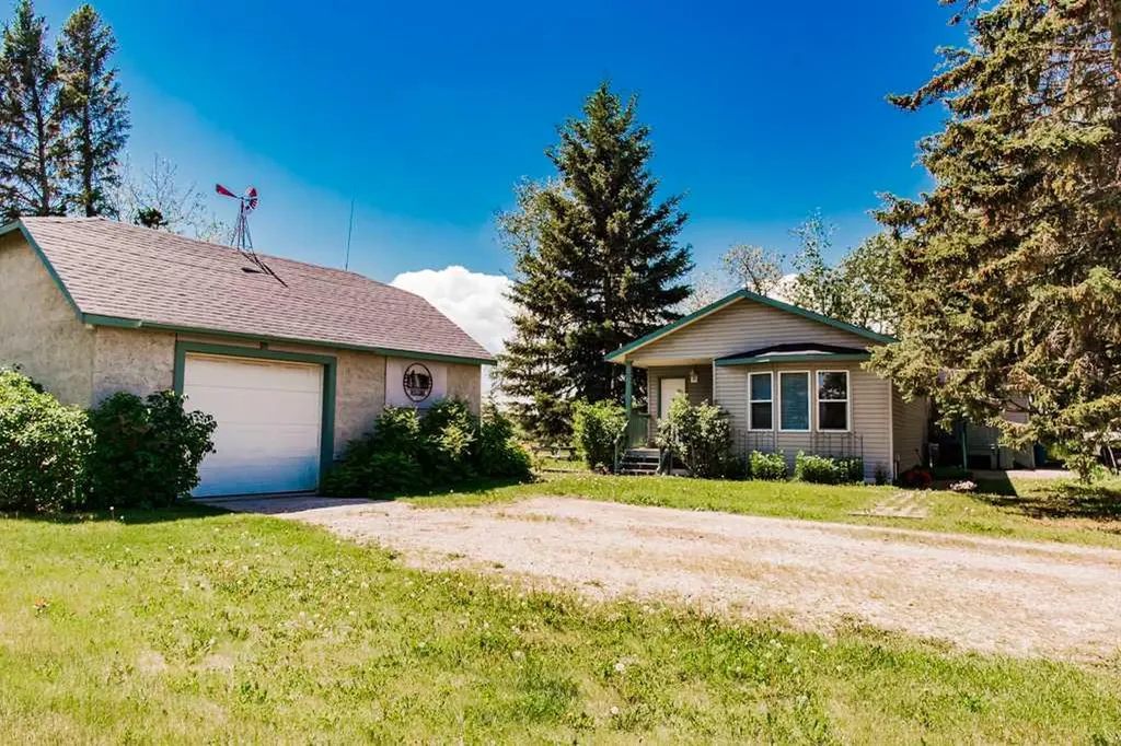 705022 Range Road 111a Elmworth AB T0H 1J0