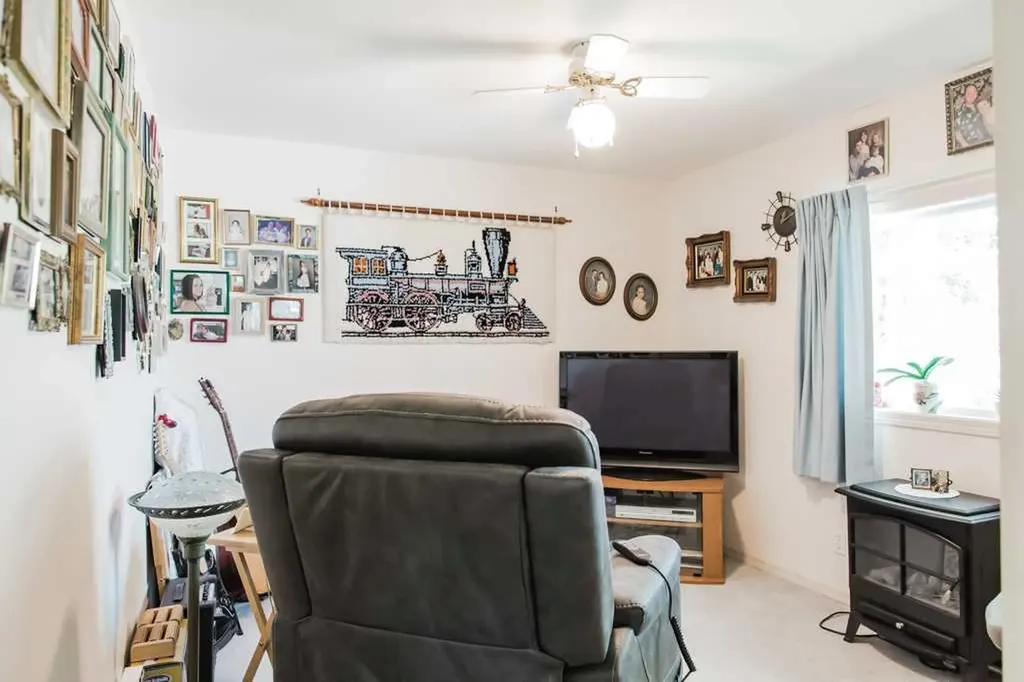 705022 Range Road 111a Elmworth AB T0H 1J0