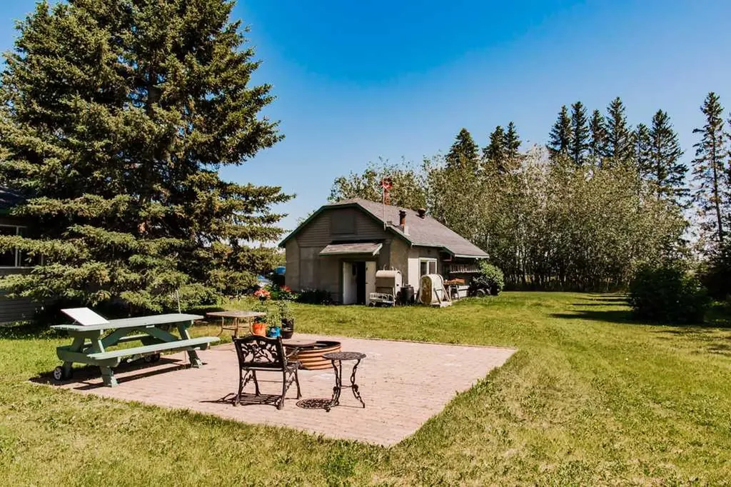705022 Range Road 111a Elmworth AB T0H 1J0