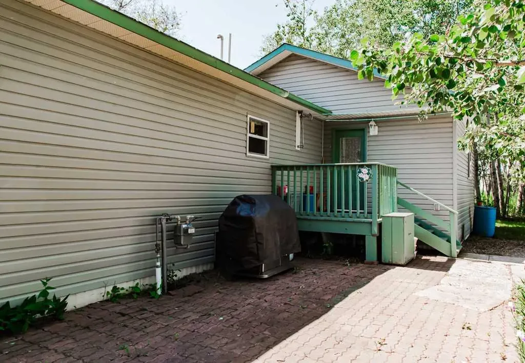 705022 Range Road 111a Elmworth AB T0H 1J0