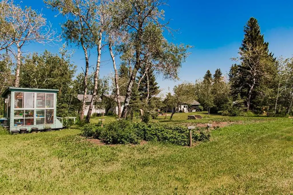 705022 Range Road 111a Elmworth AB T0H 1J0