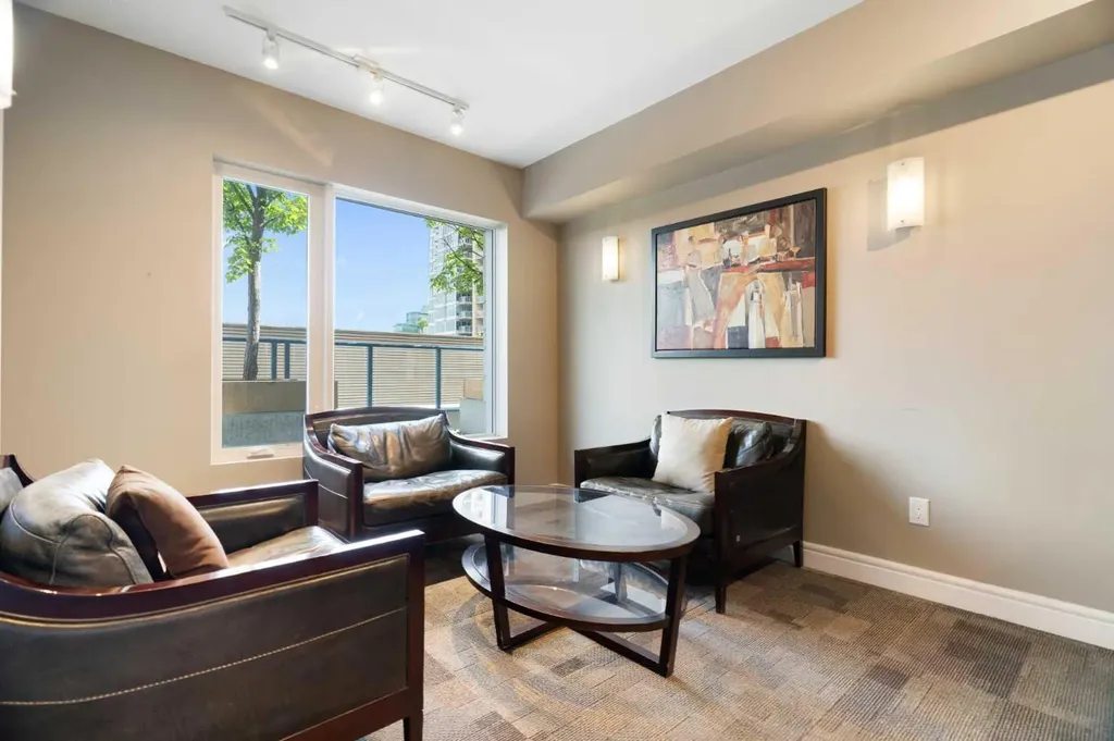 910 5 Avenue SW Calgary AB T2P 0C3