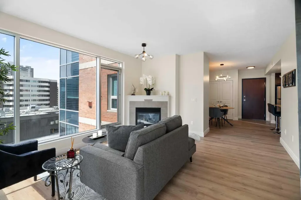 910 5 Avenue SW Calgary AB T2P 0C3