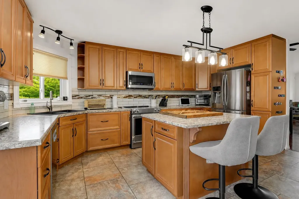 7818 Mission Heights Drive Grande Prairie AB T8W1Y2