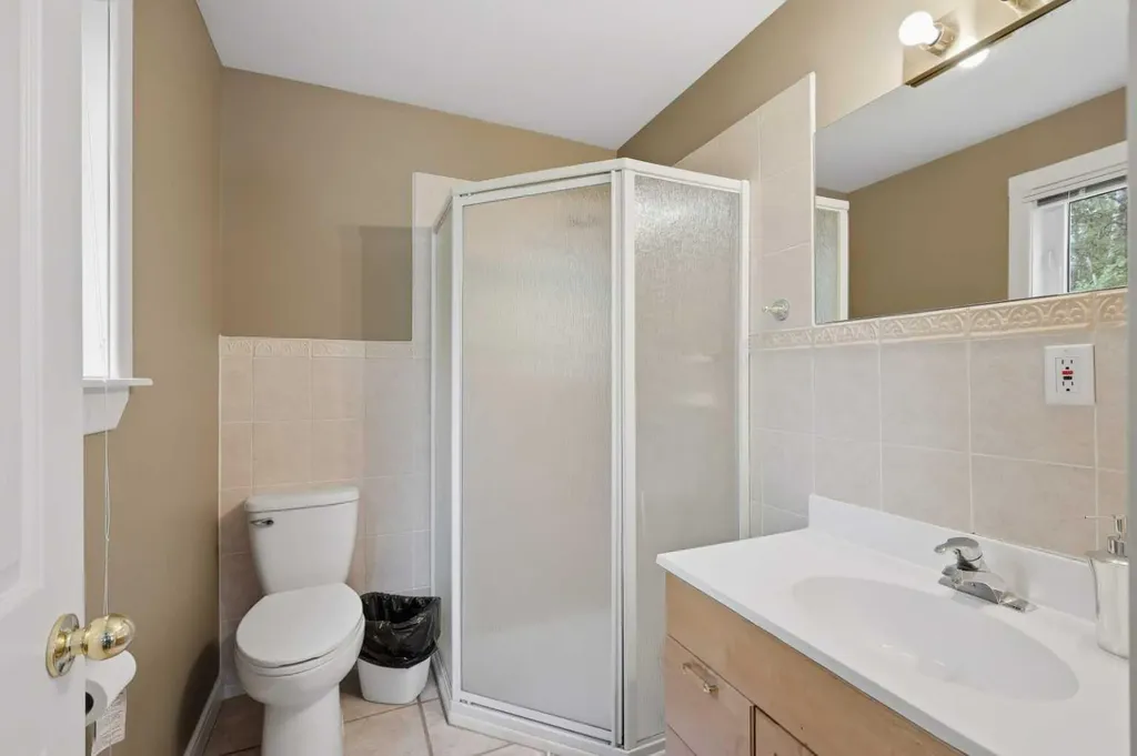 37 Parkland Crescent Parkland Beach AB T0C 2J0