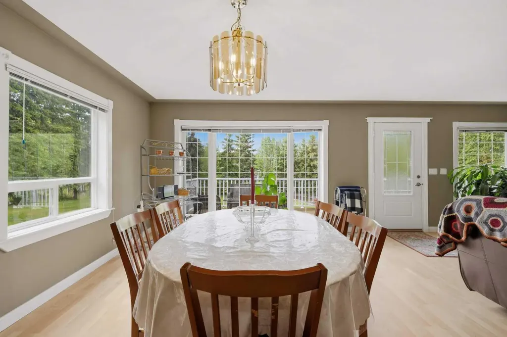 37 Parkland Crescent Parkland Beach AB T0C 2J0