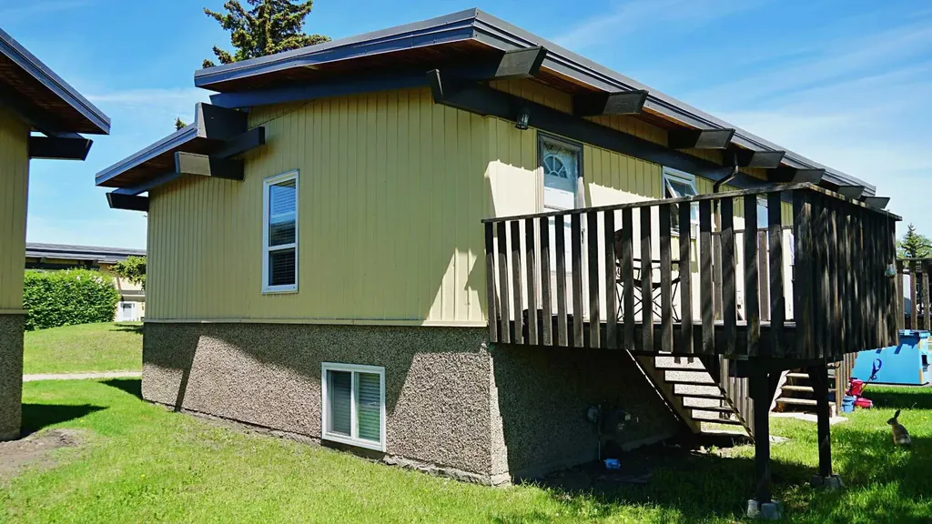 14606 118 Street Edmonton AB T9X 1S5
