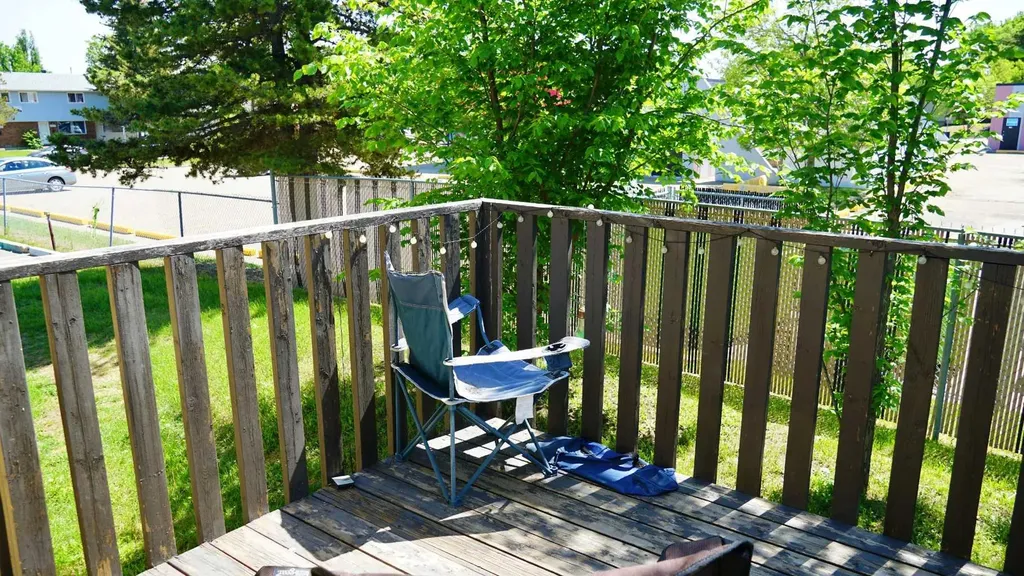 14606 118 Street Edmonton AB T9X 1S5