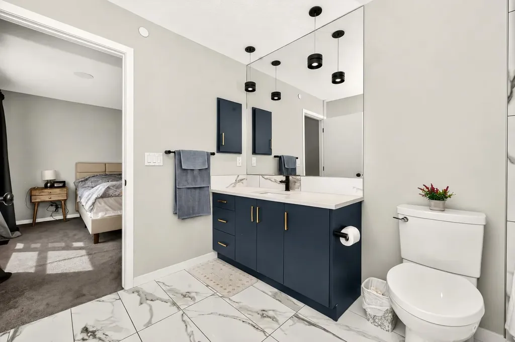 23 Lucas Boulevard NW Calgary AB T3P 1H9