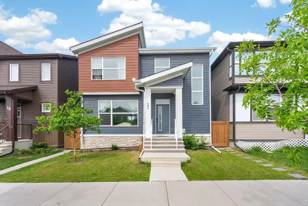 23 Lucas Boulevard NW Calgary AB T3P 1H9
