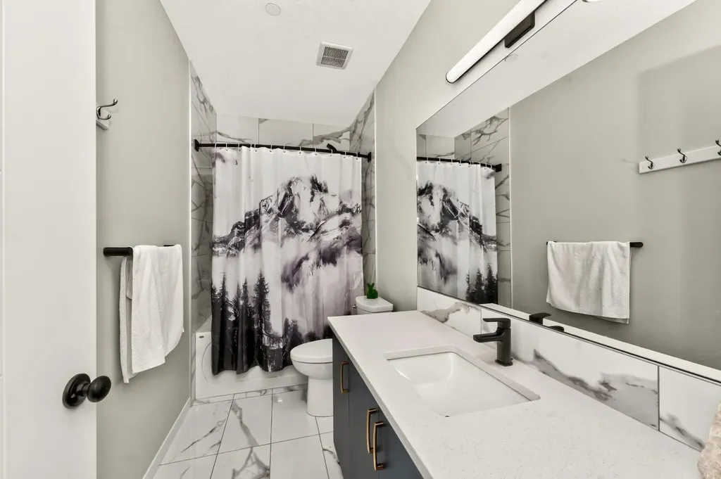 23 Lucas Boulevard NW Calgary AB T3P 1H9
