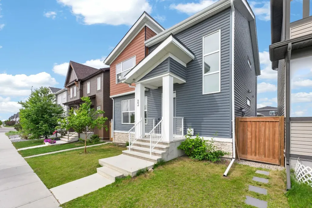 23 Lucas Boulevard NW Calgary AB T3P 1H9
