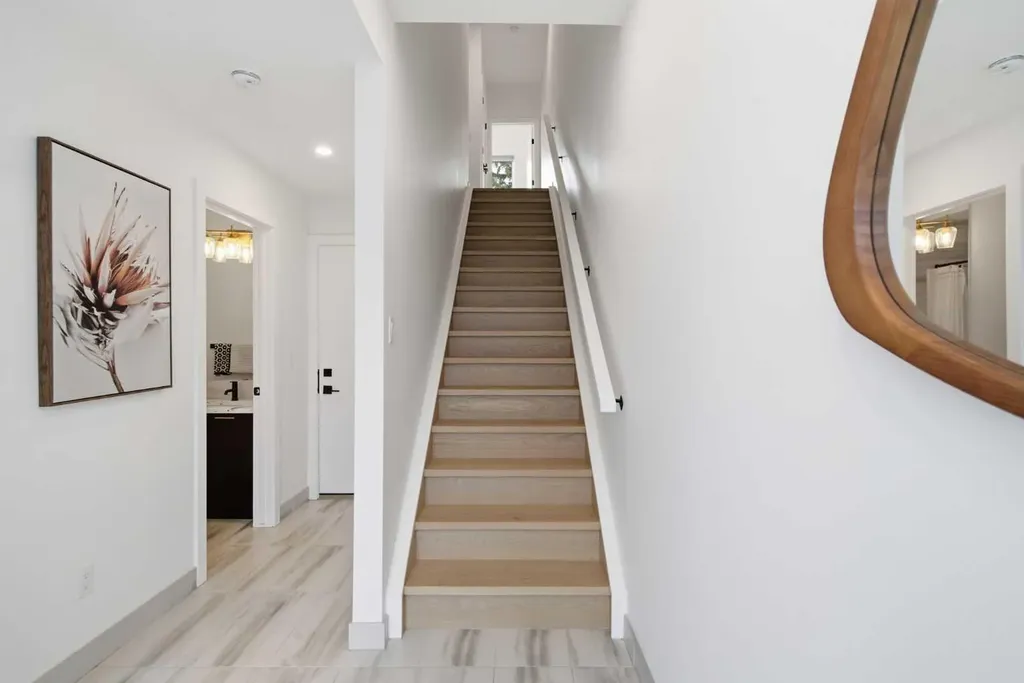 5111 19 Street SW Calgary AB T2T 7A5