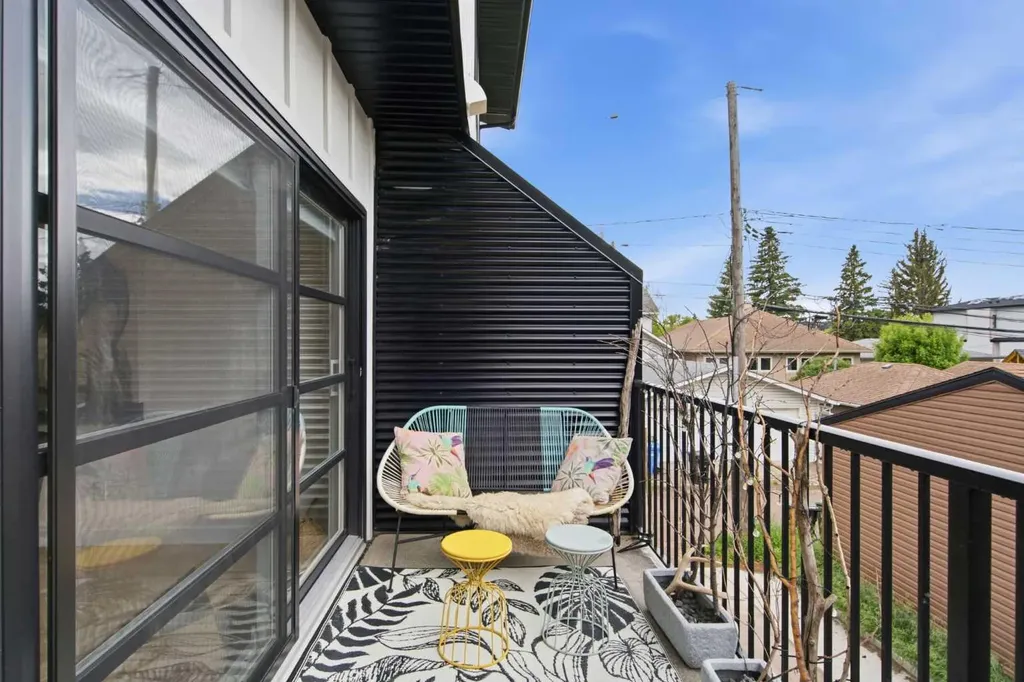 5111 19 Street SW Calgary AB T2T 7A5
