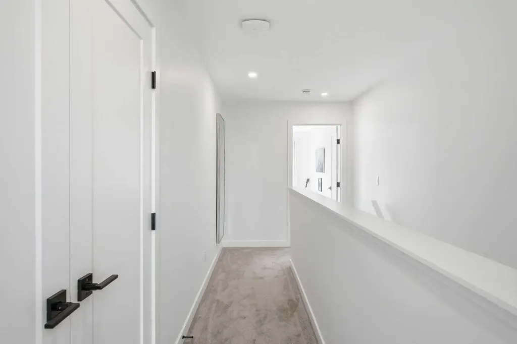 5111 19 Street SW Calgary AB T2T 7A5