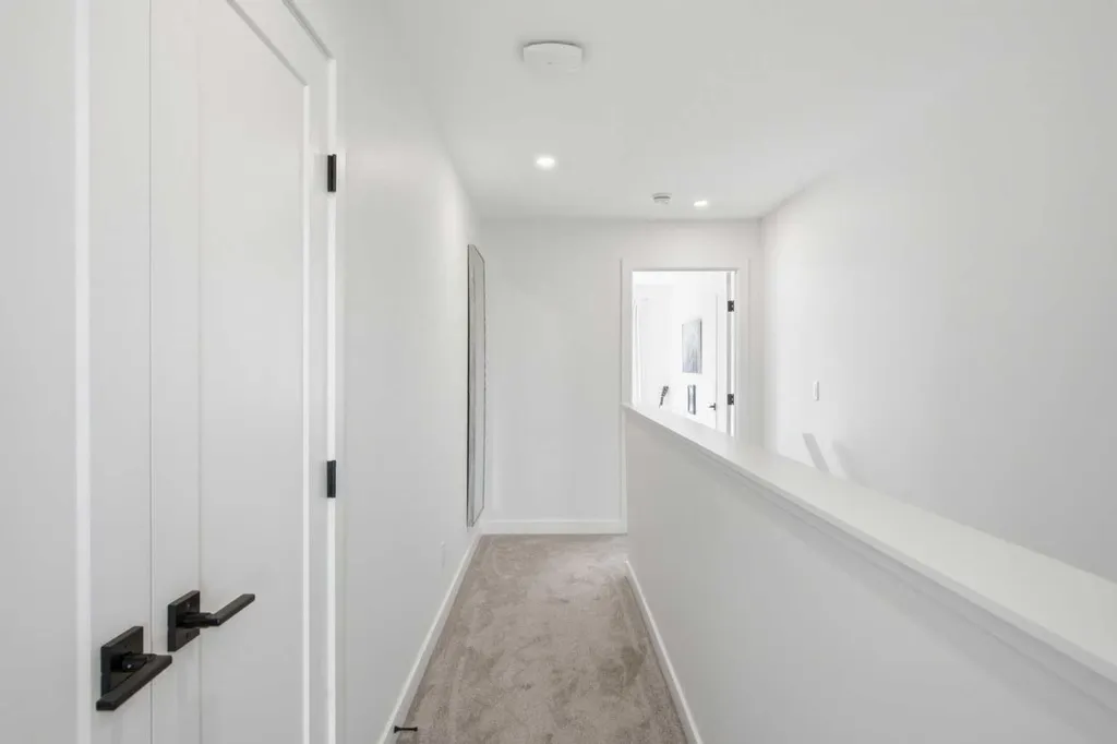 5111 19 Street SW Calgary AB T2T 7A5