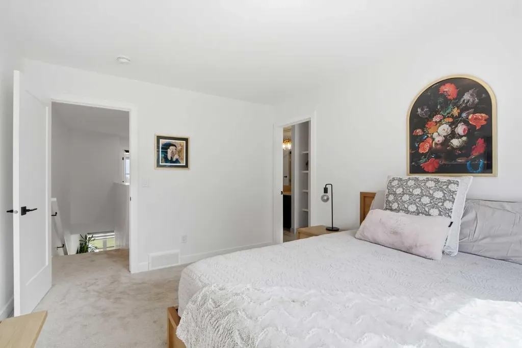 5111 19 Street SW Calgary AB T2T 7A5