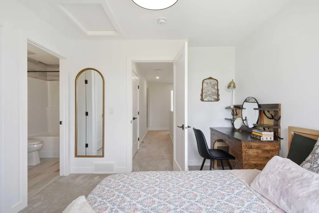 5111 19 Street SW Calgary AB T2T 7A5