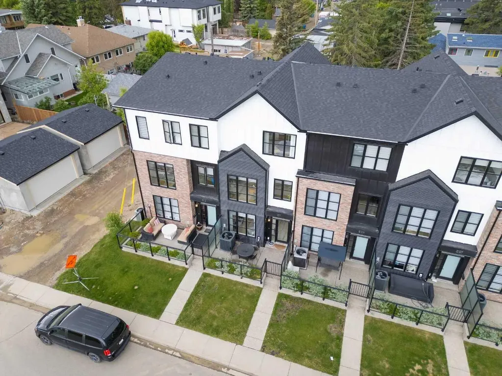 5111 19 Street SW Calgary AB T2T 7A5