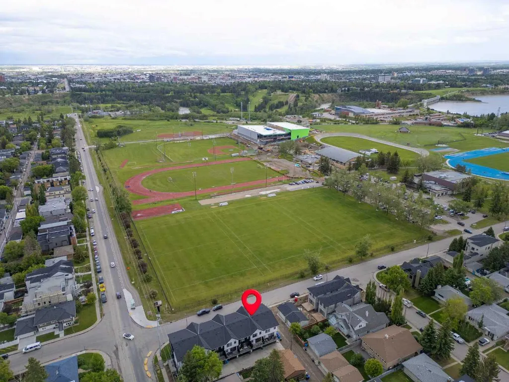 5111 19 Street SW Calgary AB T2T 7A5