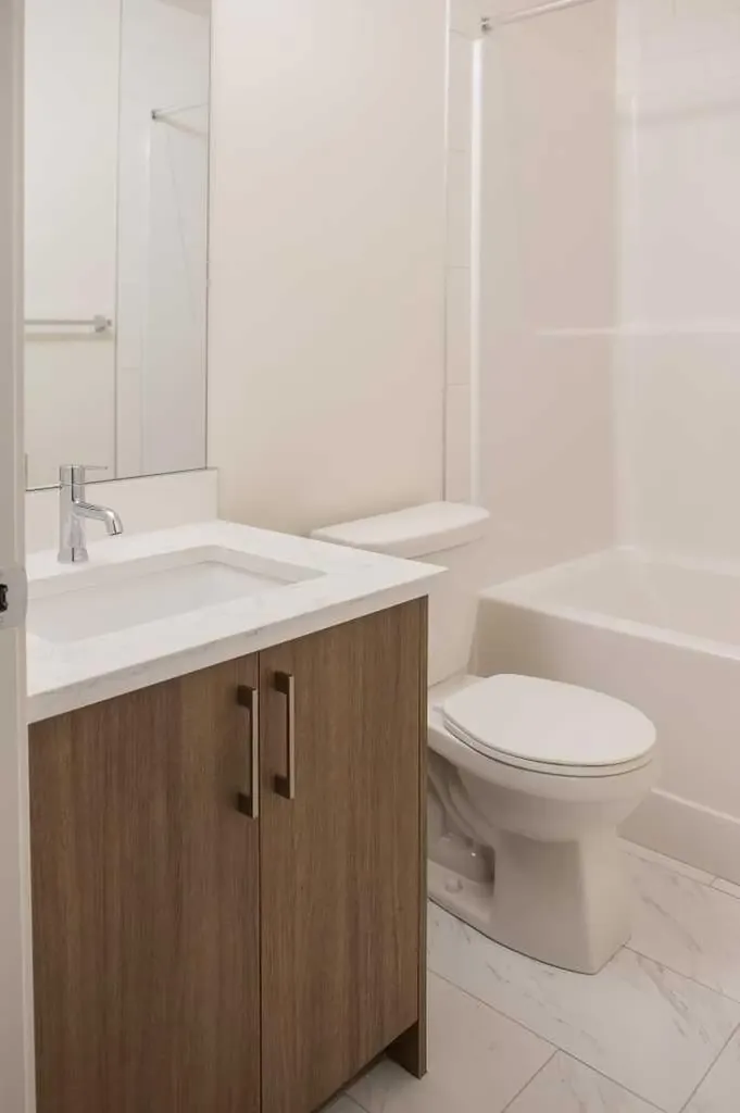 47 Creekview Gardens Gardens SW Calgary AB T2X 6K7
