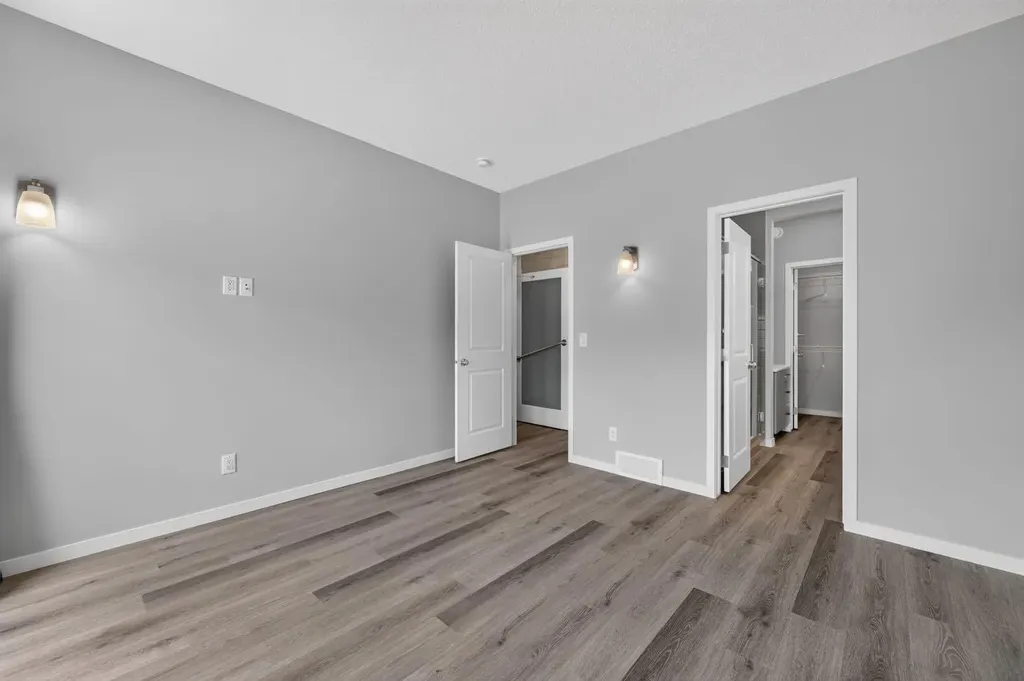 156 Belmont Boulevard SW Calgary AB T2X4W1